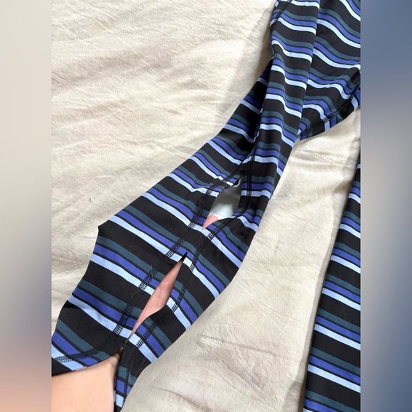 Free People Movement High Rise Striped Leggings size L - Picture 4 of 6